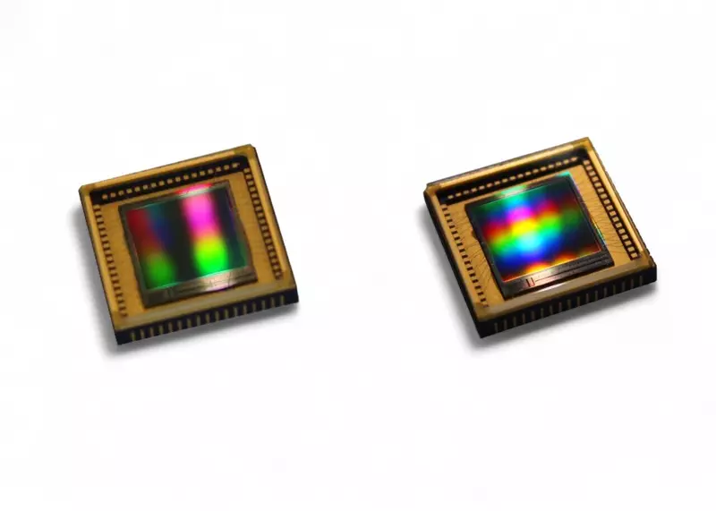 Иллюстрация 1 для новости «Перспективные разработки: Ростех начал серийное производство новых российских 4 матриц для спецтехники и промышленности»