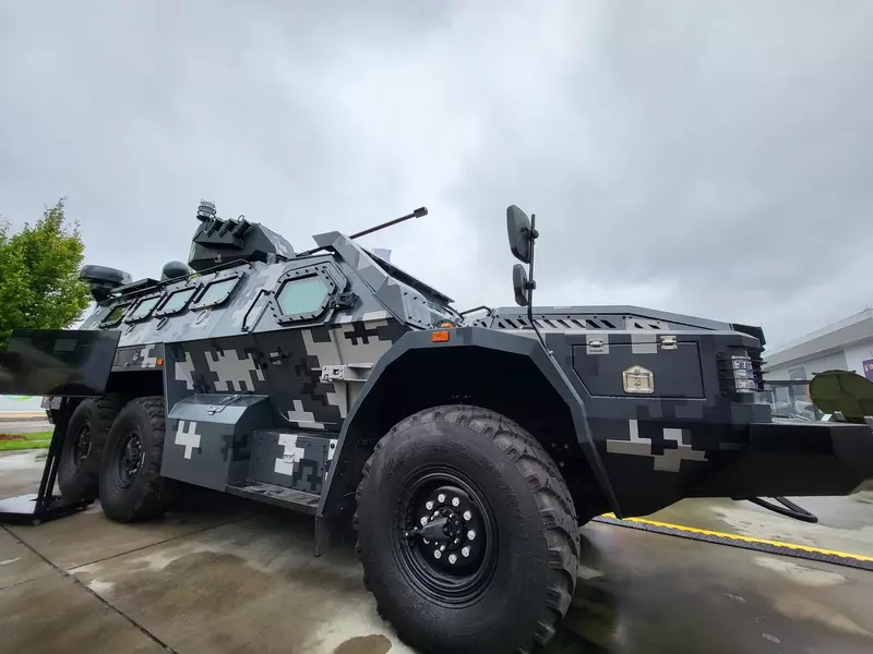 Фото 2 для поста «армия и флот: Ростех комплекс Рать с полным арсеналом средств для борьбы с беспилотниками»