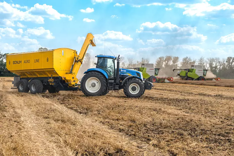 №2 для «бункер: Обновленный рестайлинговый бункер перегрузчик 30»