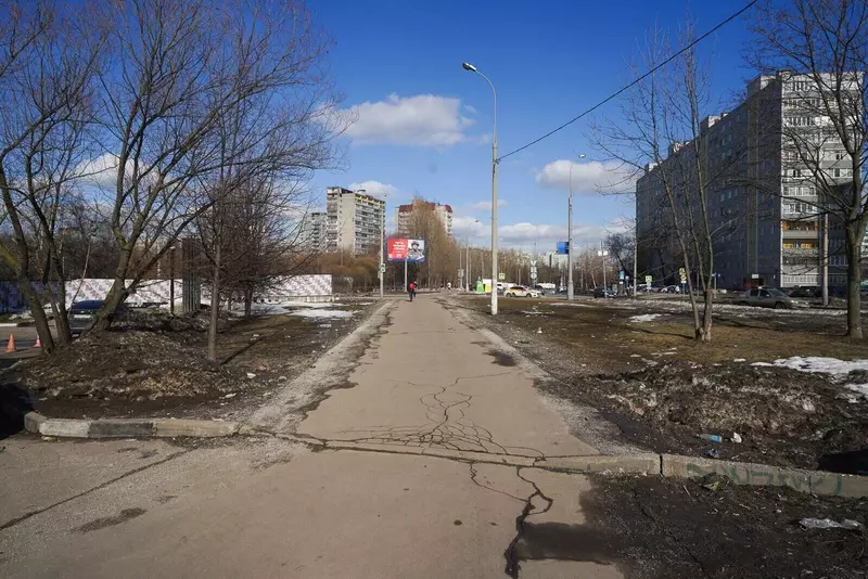 За 10 лет в Москве благоустроили территории около 450 транспортных объектов