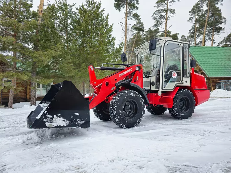 Первый российский фронтальный погрузчик с шарнирной рамой успешно прошел испытания
