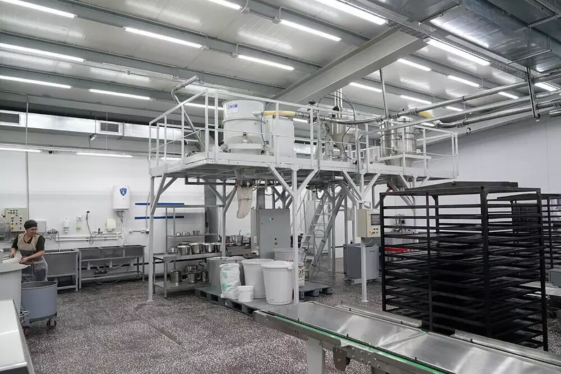 Фото #1 для статьи «Агропром и пищевая промышленность: В Чишмах Республики Башкортостан модернизировали завод детского и диетического питания ВкусЛайн»