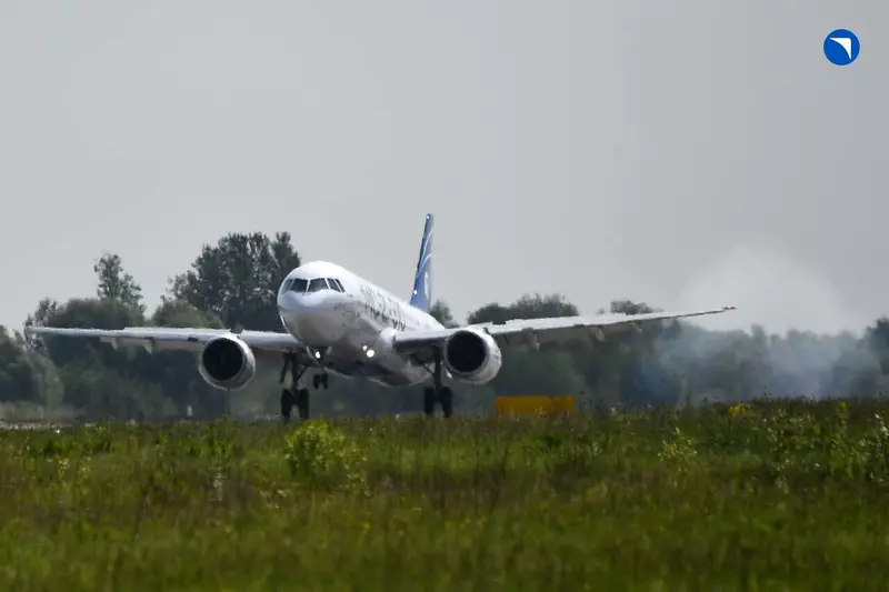 5 для публикации «ОАК: Первый опытный образец самолёта МС 21 с ПД 14 покрашен в новую ливрею ОАК»