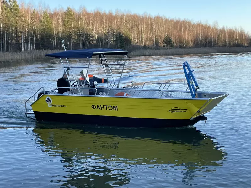 Катер «Фантом»