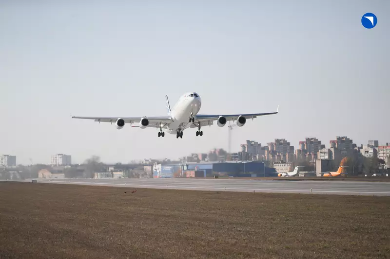 Изображение №3 для публикации «ОАК: Ил 96 400М совершил первый полёт»