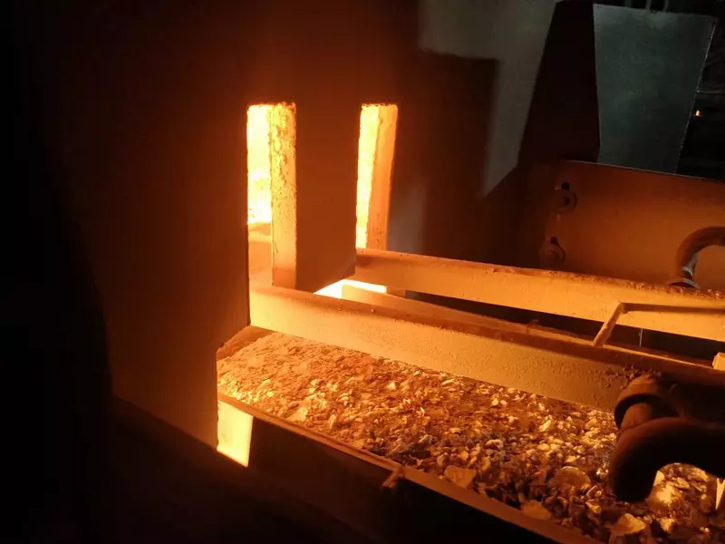 Фото #2 для публикации «Сибирское стекло: Сибстекло увеличило объем утилизации стекольных отходов на треть»