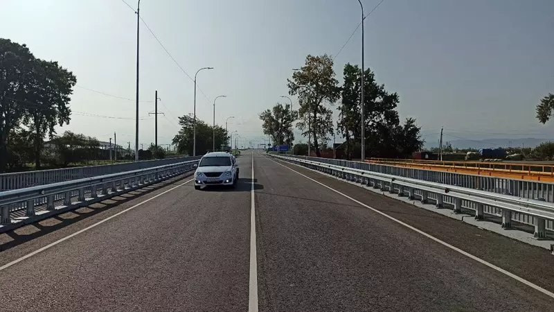 Фото #2 для публикации «спецтехника и логистика: Дорожные работы на объектах нацпроекта выполнены более чем на 90»