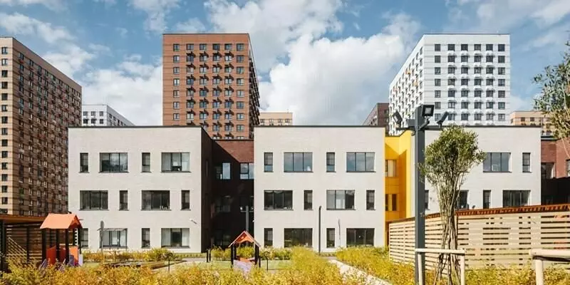 Картинка #3 для публикации «Обзор новых школ: Обзор В сентябре 2025 года в России были открыты 21 новая школа и детский сад»