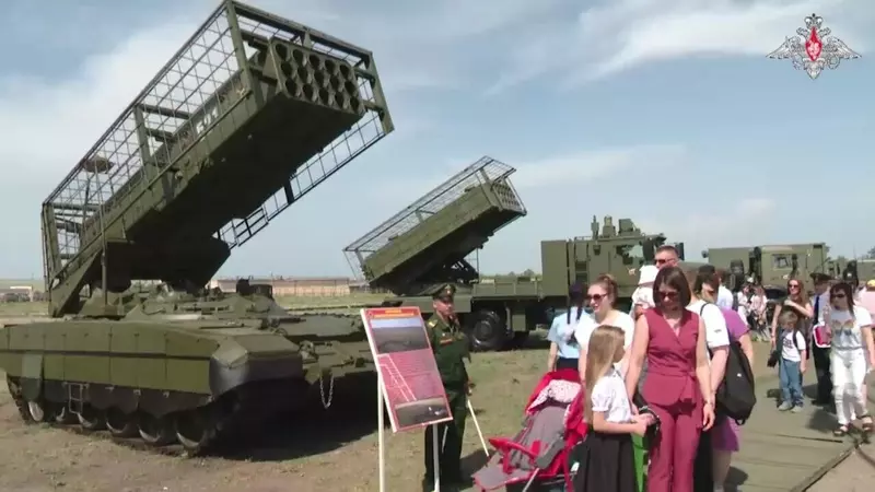 Первые кадры с новейшей тяжёлой огнемётной системой ТОС 3 Дракон