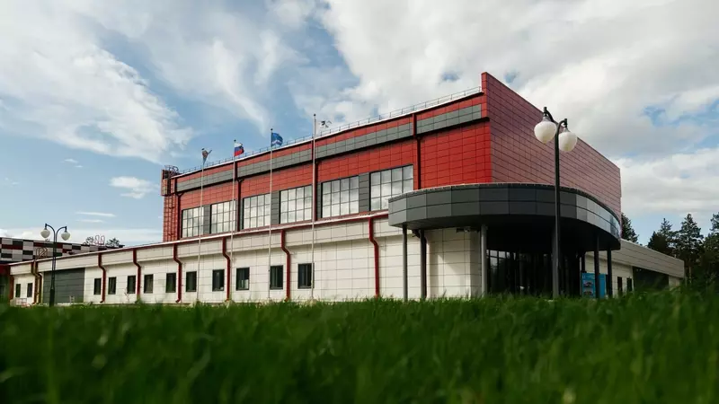 №2 для поста «Ямал: В Ноябрьске открылся спортивный комплекс Факел»