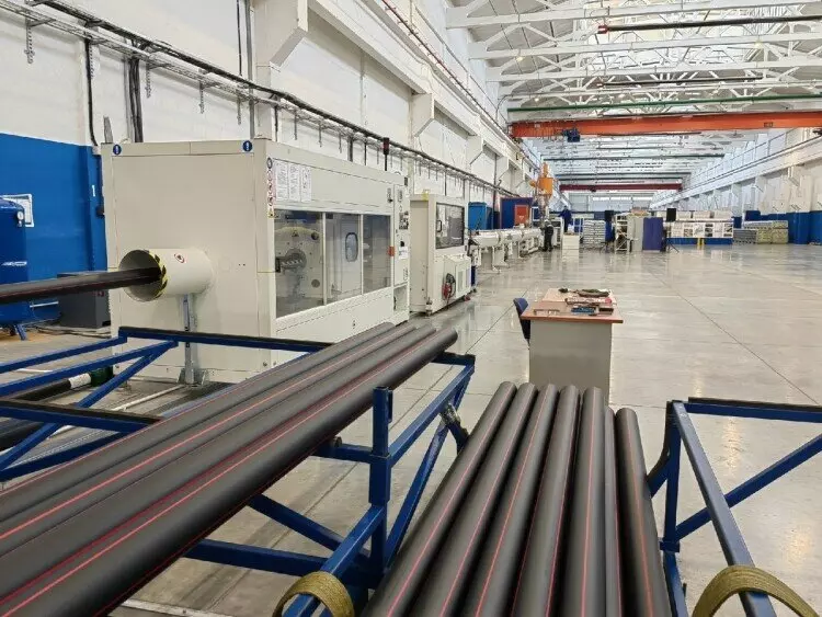 В Курганской области открыли линию по выпуску полиэтиленовой трубы