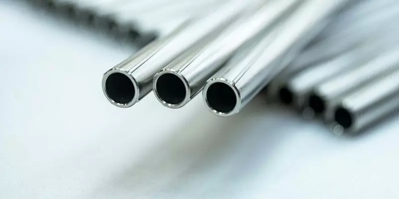 Иллюстрация #1 для поста «Производство: Чепецкий механический завод изготовил уникальные титановые трубы для сверхмощного ледокола Россия»