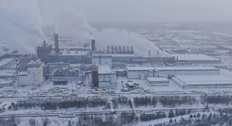 Фото №2 для публикации «Иркутская область: В Усть Илимске готовится к открытию новый целлюлозно картонный комбинат»