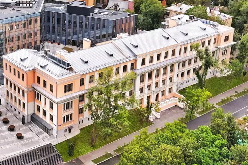 Картинка №11 для поста «Менее чем за 5 лет в Москве построили и отреставрировали 14 зданий Бауманки»