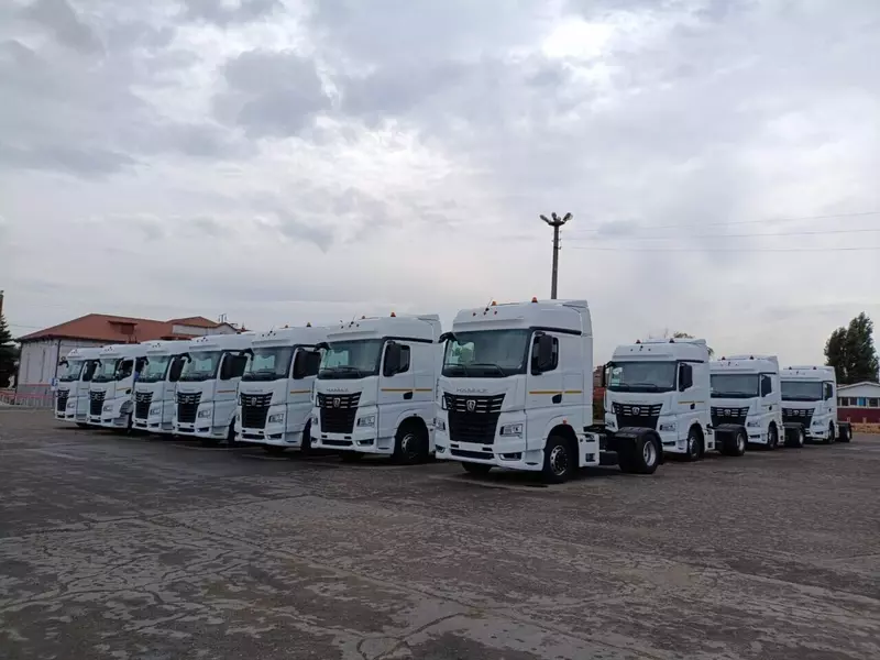 Партия тягачей КАМАЗ 54901 отгружена в адрес российской топливной компании