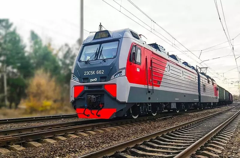 Фото #3 для публикации «ТМХ: Локомотивы НЭВЗа получили статус полностью российской продукции»