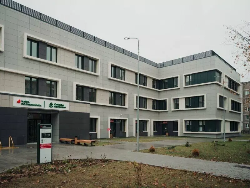 Фото #6 для «реконструкция: Обзор В ноябре 2025 года в России были открыты и реконструированы 9 медучреждений»