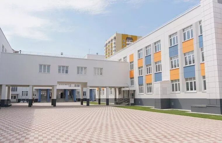 Иллюстрация 1 для публикации «Детские сады и школы: В Тюмени открылись новые школы»