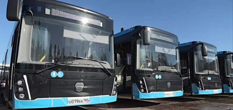 140 новых автобусов вышли на маршруты в Мелитополе и Бердянске