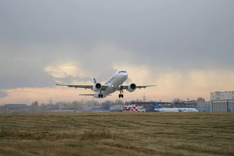 Второй импортозамещенный самолет МС 21 поднялся в воздух