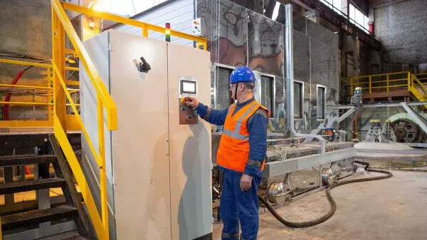 На СГОКе запустили новый комплекс для очистки деталей горной техники