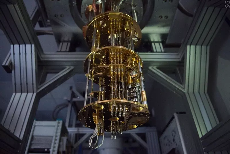 Иллюстрация 2 для поста «НИОКРы: Российские учёные создали самый производительный 8 кубитный квантовый процессор»