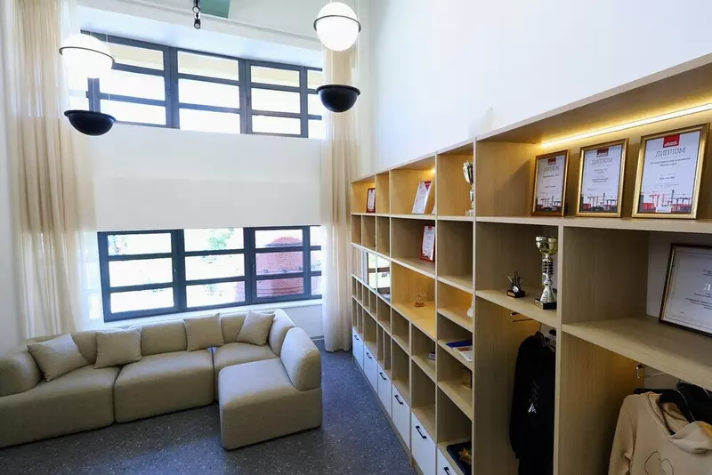 Картинка №18 для публикации «На территории Левашовского хлебозавода в Петербурге открылось новое культурное пространство»