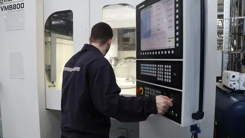 Фото 1 для новости «Производство: Холдинг СТАН выпустил импортозамещенный фрезерный станок для авиастроения»