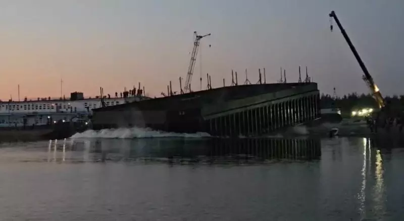 Спущено на воду третье серийное композитное сталебетонное судно Необетон 3