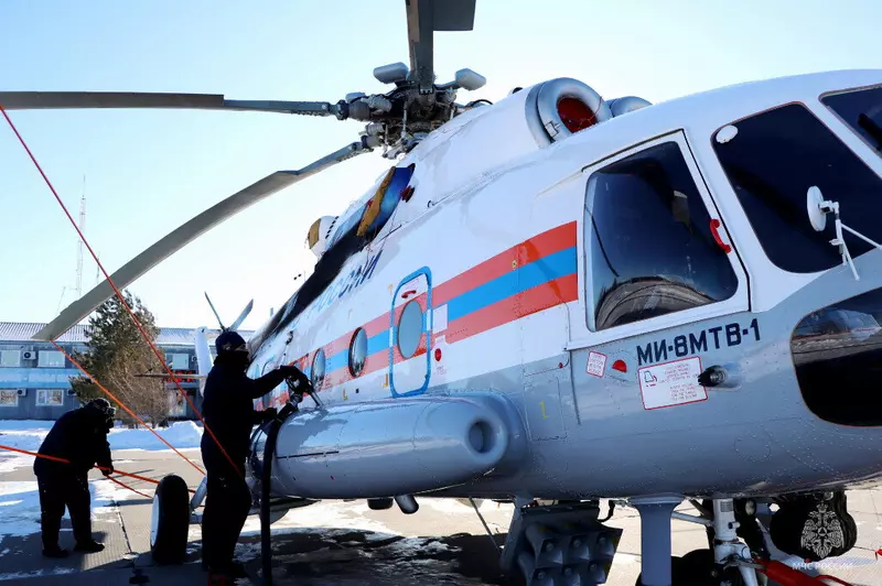 Фото #2 для «Хабаровский край: Центр МЧС Хабаровского края получил второй вертолёт последней модификации Ми 8»