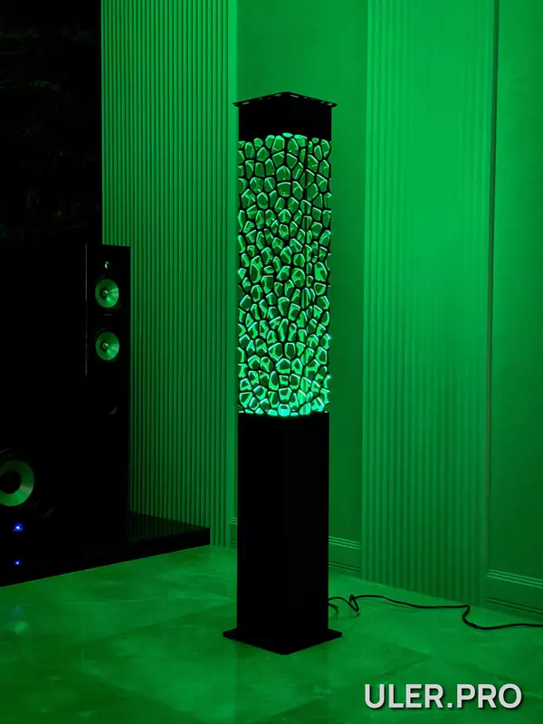Светильник напольный из металла ULER STEERAY с зеленым свечением