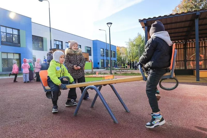 Картинка #4 для поста «В Московской области открылся новый детский сад»