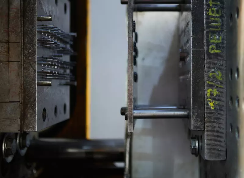 Иллюстрация 3 для статьи «пуговицы: Технопласт»