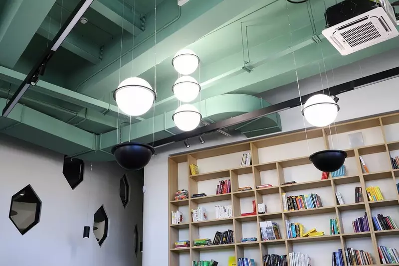 Иллюстрация 19 для статьи «На территории Левашовского хлебозавода в Петербурге открылось новое культурное пространство»