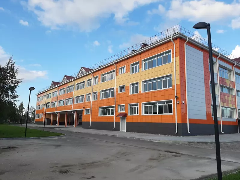 Муравленко, школа № 5 (фото автора)
