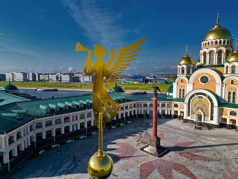 В Салехарде открылась первая школа полного дня