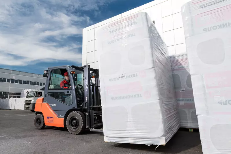 Почти на 30 выросла производительность труда на заводах каменной ваты ТЕХНОНИКОЛЬ