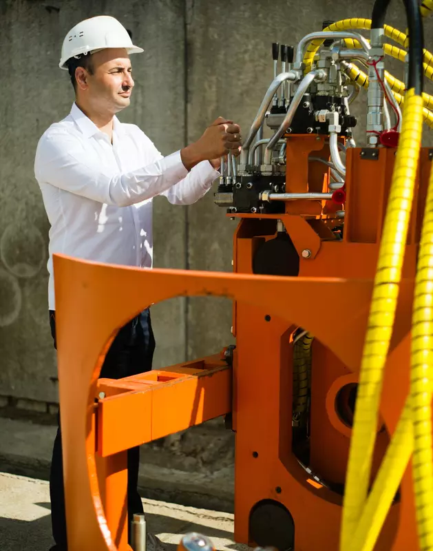 Изображение №4 для статьи «подземное строительство: МНБШ 600К установка высокоточного горизонтального шнекового бурения»