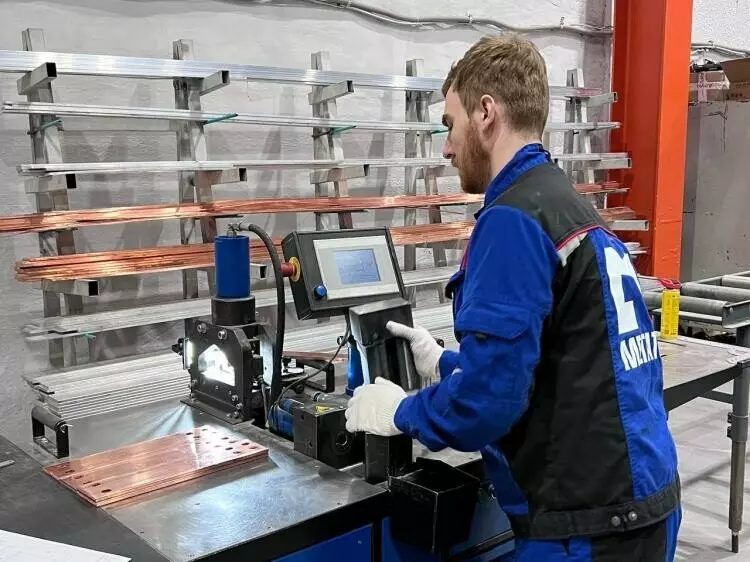 Иллюстрация #5 для публикации «В Тюмени открылось новое производство энергетического оборудования»