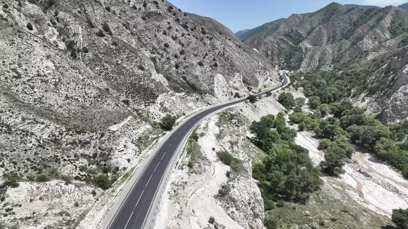 Иллюстрация #4 для ««Безопасные качественные дороги»: Дорожные работы по нацпроекту на 2023 год»