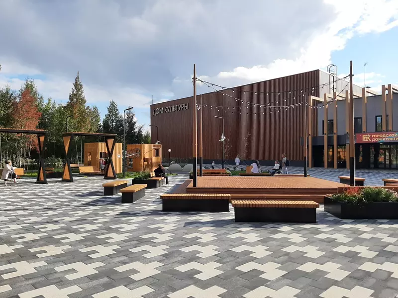Сквер городского дома культуры (фото автора)