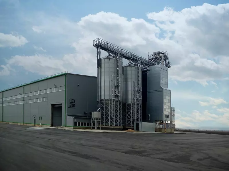 Фото 2 для «Агротек: Завод Агротек Промцентр разрабатывает новые сорта сельхозкультур в ОЭЗ Липецк»