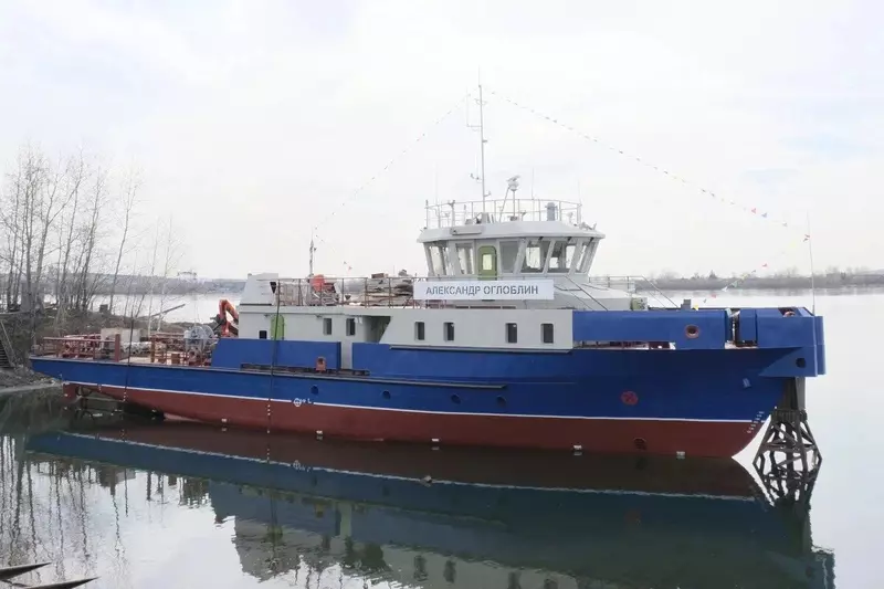 Спущено на воду обстановочное судно Александр Оглоблин