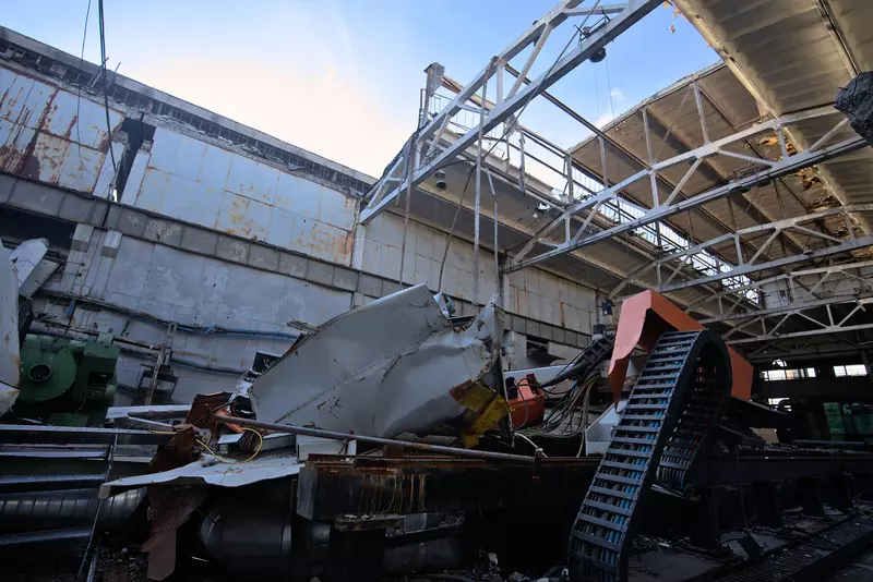 Изображение 22 для новости «Снести нельзя восстанавливать что будет с заводами в Мариуполе»