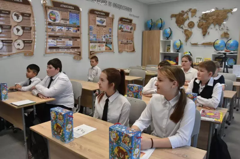 3 для статьи «В Кузбассе открыли школу на 200 мест для будущих аграриев»