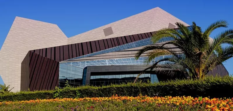 Изображение №3 для «Общество: В Сочи открылся концертный комплекс Сириус»