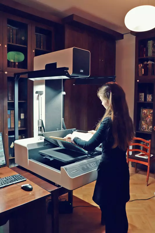 В Сергиево Посадском музее заповеднике на ЭларСкан оцифровывают документы века