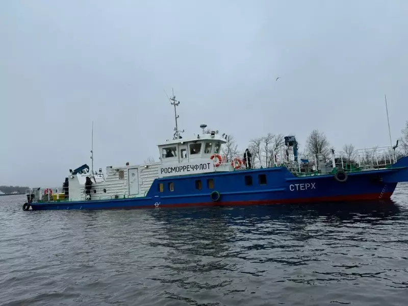 Два обстановочных судна проекта 3050