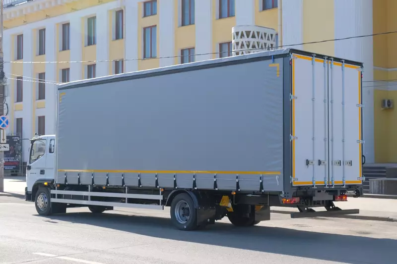 Тентованный грузовик 55 м³ ГАЗ Валдай-12