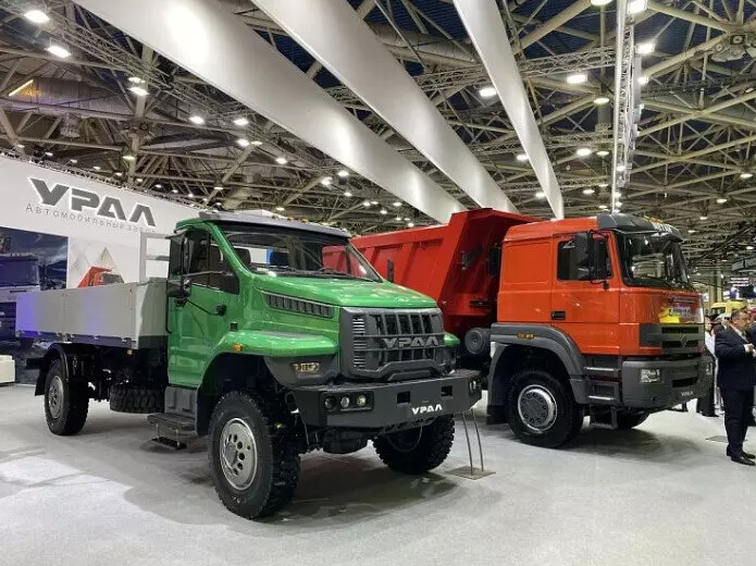№2 для поста «фотофакты: Урал новинки автотехники»